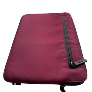Incase soft zippered sleeve/case for tablet or  laptop. Cranberry. Gently worn.